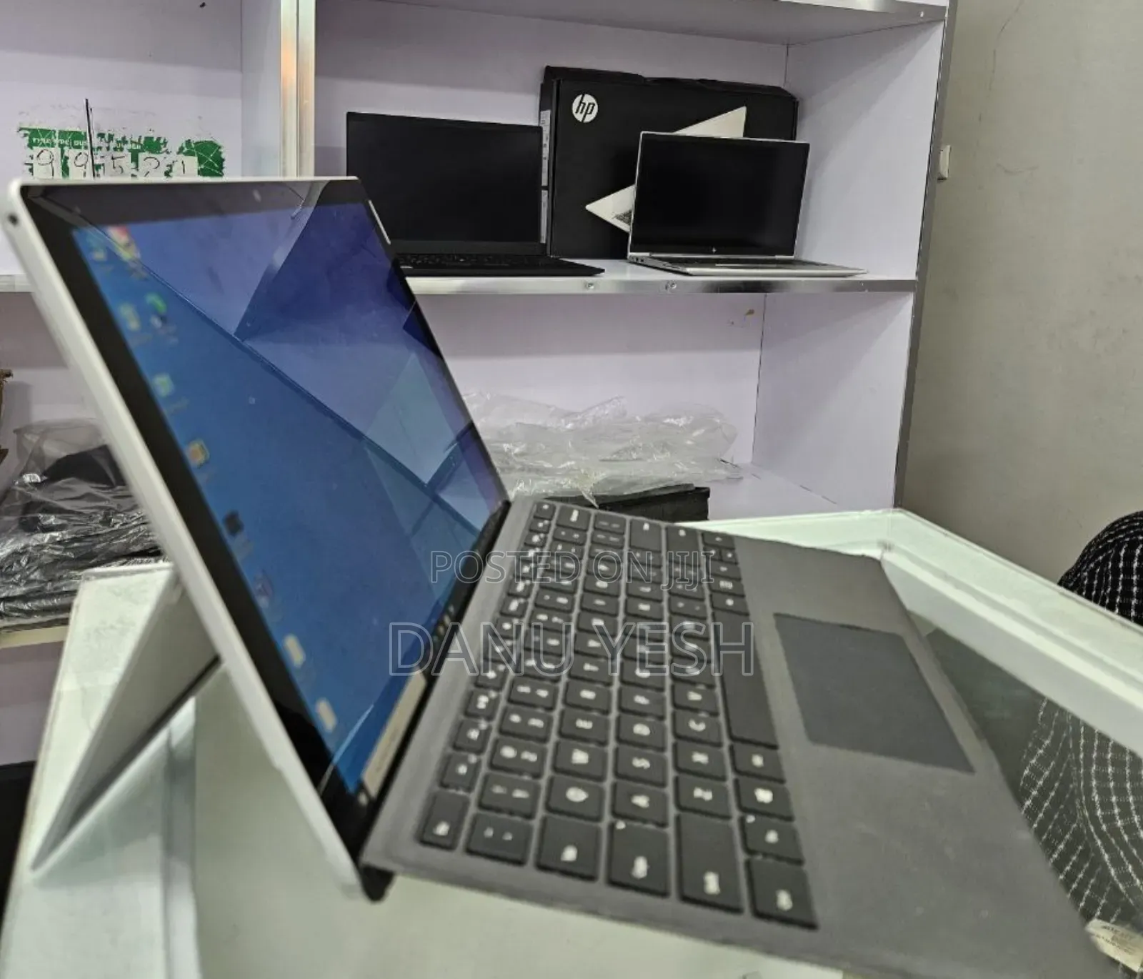 New Laptop Microsoft Surface Pro 6 8GB Intel Core I7 SSD 256GB