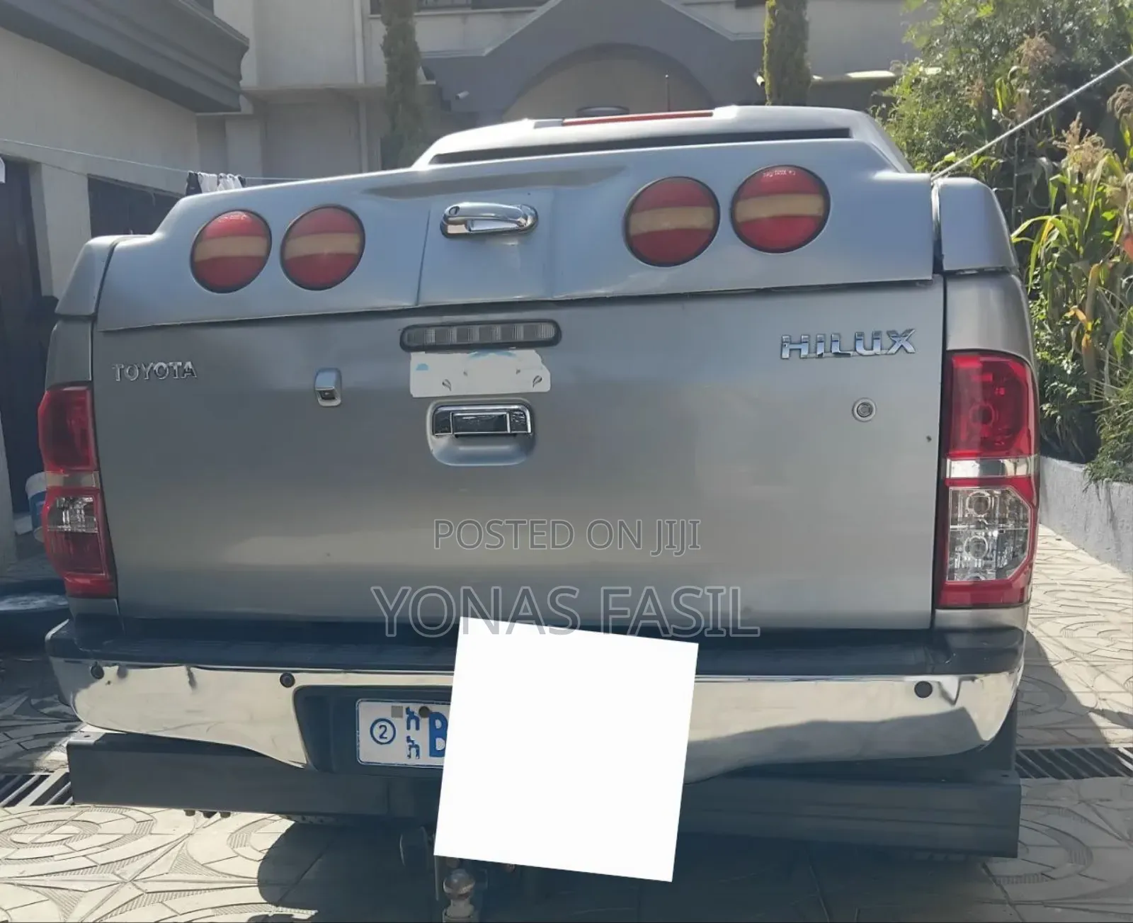 Toyota Hilux 3.0 D-4D 4x4 2015 Gold