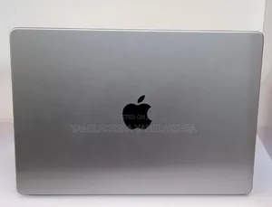 New Laptop Apple MacBook Pro M1 16GB Apple M1 Pro SSD 512GB