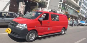 Toyota HiAce 2012 Red
