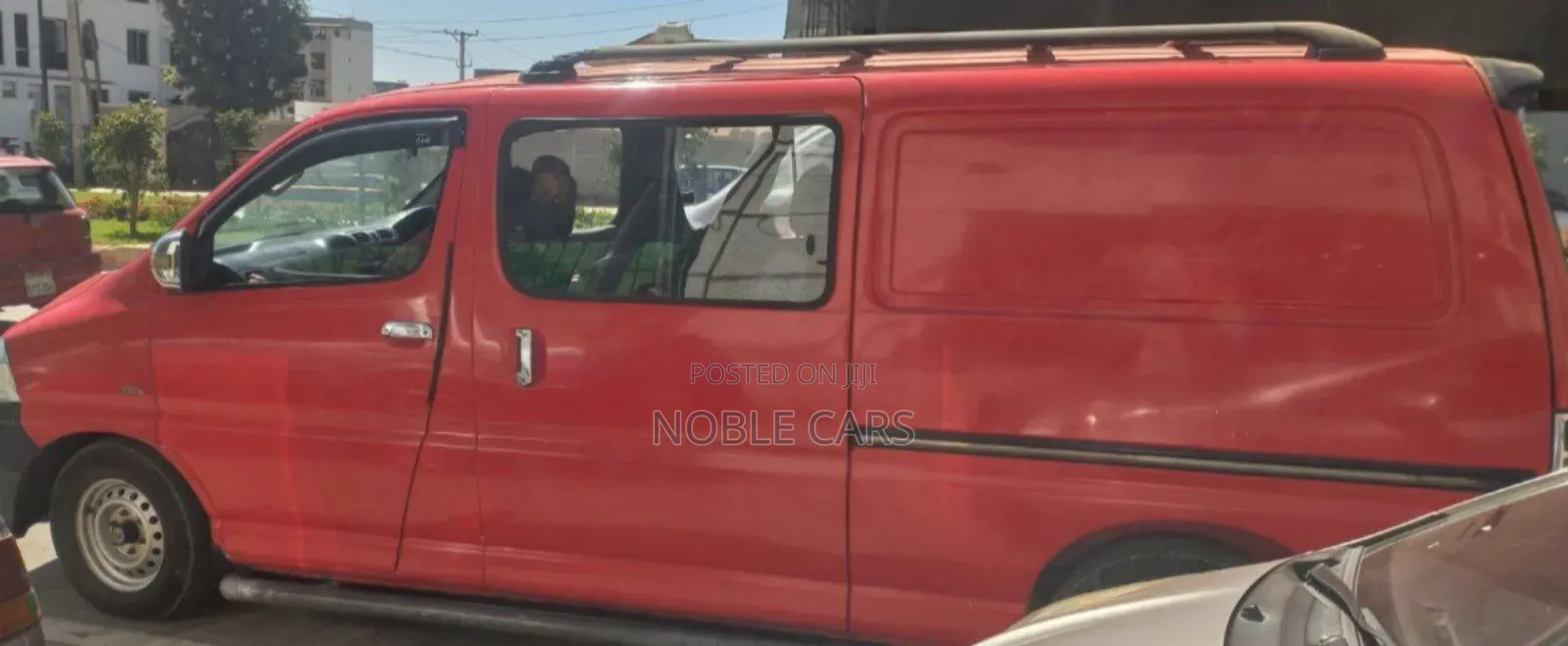 Toyota HiAce 2012 Red