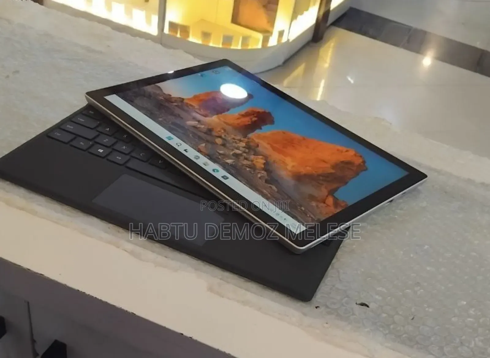 New Laptop Microsoft Surface Pro 7 16GB Intel Core I7 SSD 256GB