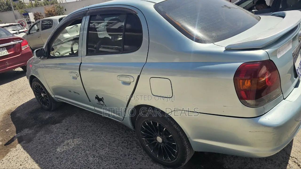Toyota Platz 2005 Blue