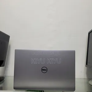 New Laptop Dell XPS 13 8GB Intel Core I5 SSD 256GB