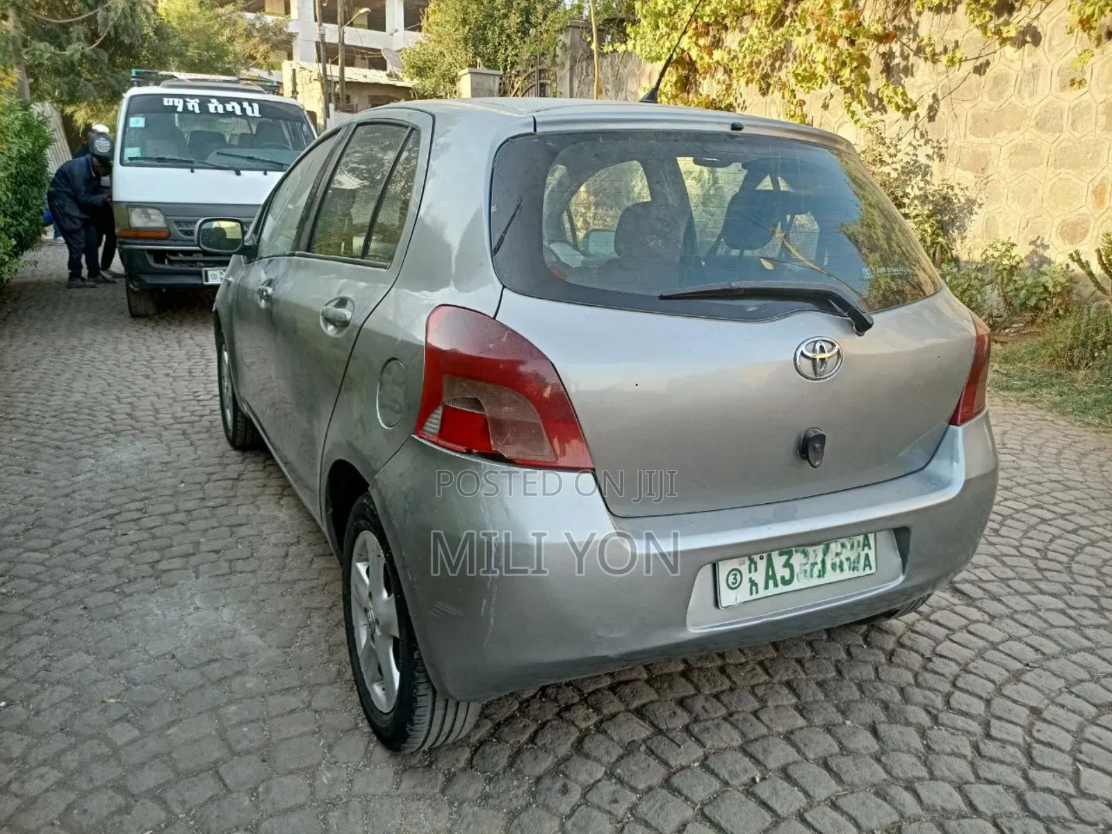 Toyota Yaris 2010 Silver