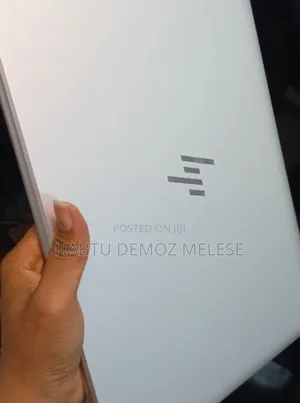 New Laptop HP EliteBook 840 G8 16GB Intel Core I5 SSD 512GB