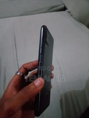 Samsung Galaxy A12 64 GB Black