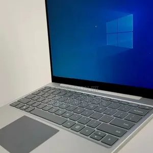 New Laptop Microsoft Surface 16GB Intel Core i5 SSD 256GB