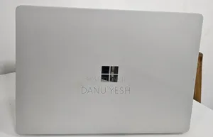 New Laptop Microsoft Surface Laptop 2 8GB Intel Core I5 SSD 256GB