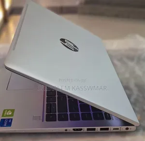 New Laptop HP ProBook 440 G9 16GB Intel Core I7 SSD 512GB