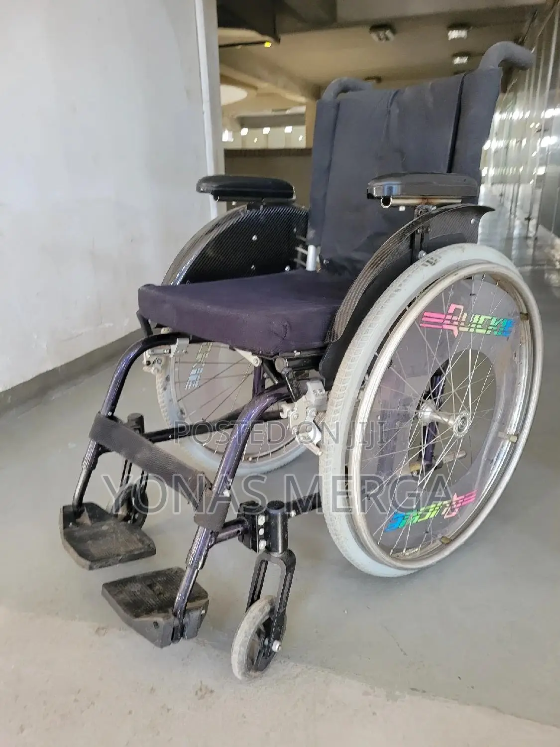 European Wheelchair疇風easy to Carry 13.3 Lb Frame, Matte Black
