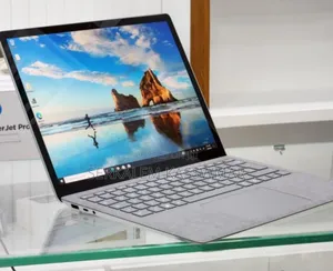 New Laptop Microsoft Surface 16GB Intel Core I7 SSD 256GB