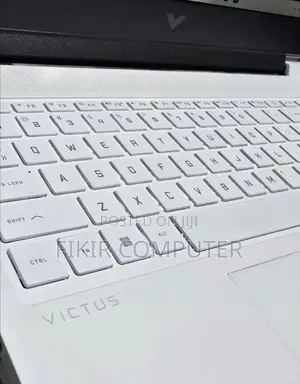 New Laptop HP Victus 15 16GB AMD Ryzen 7 SSD 1T