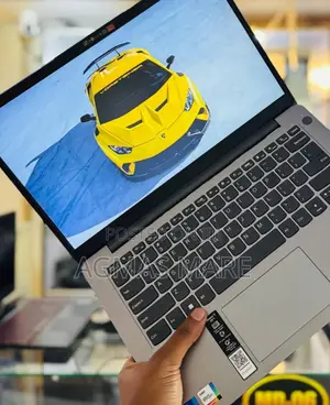 New Laptop Lenovo Ideapad 3 20GB Intel Core I7 SSD 512GB