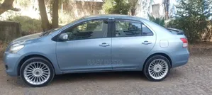 Toyota Yaris 2009 Blue