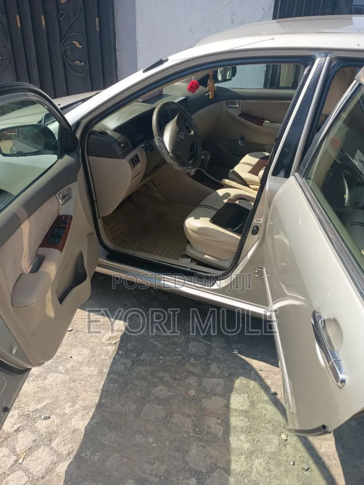 Toyota Corolla 2003 Beige