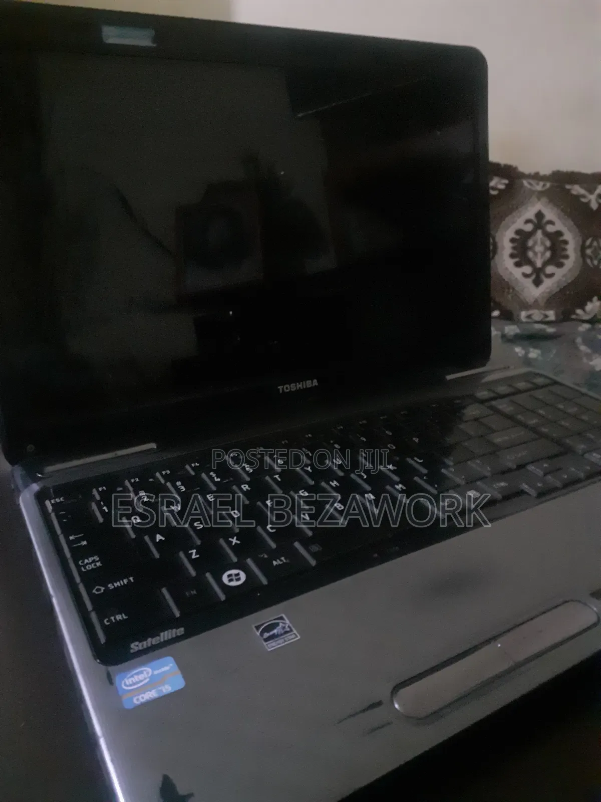 Laptop Toshiba Satellite C665 6GB Intel Core I5 HDD 750GB