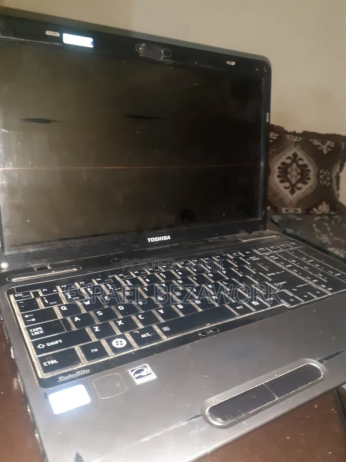 Laptop Toshiba Satellite C665 6GB Intel Core I5 HDD 750GB