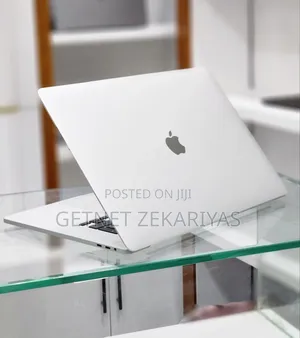 New Laptop Apple MacBook Pro 2019 16GB Intel Core I7 SSD 512GB