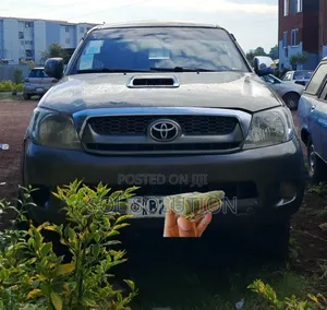 Toyota Hilux 2.5 D-4D Extra Cab 2008 Gray