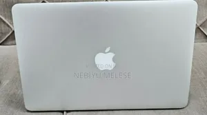 Laptop Apple MacBook Pro 2015 8GB Intel Core I5 SSD 128GB