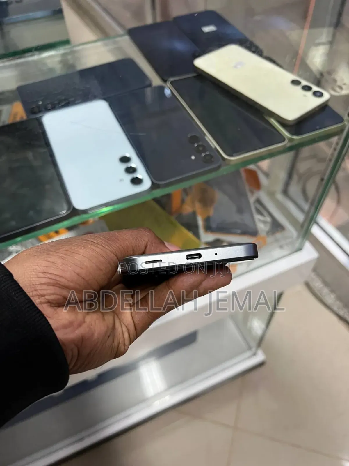 New Samsung Galaxy M35 128 GB Silver