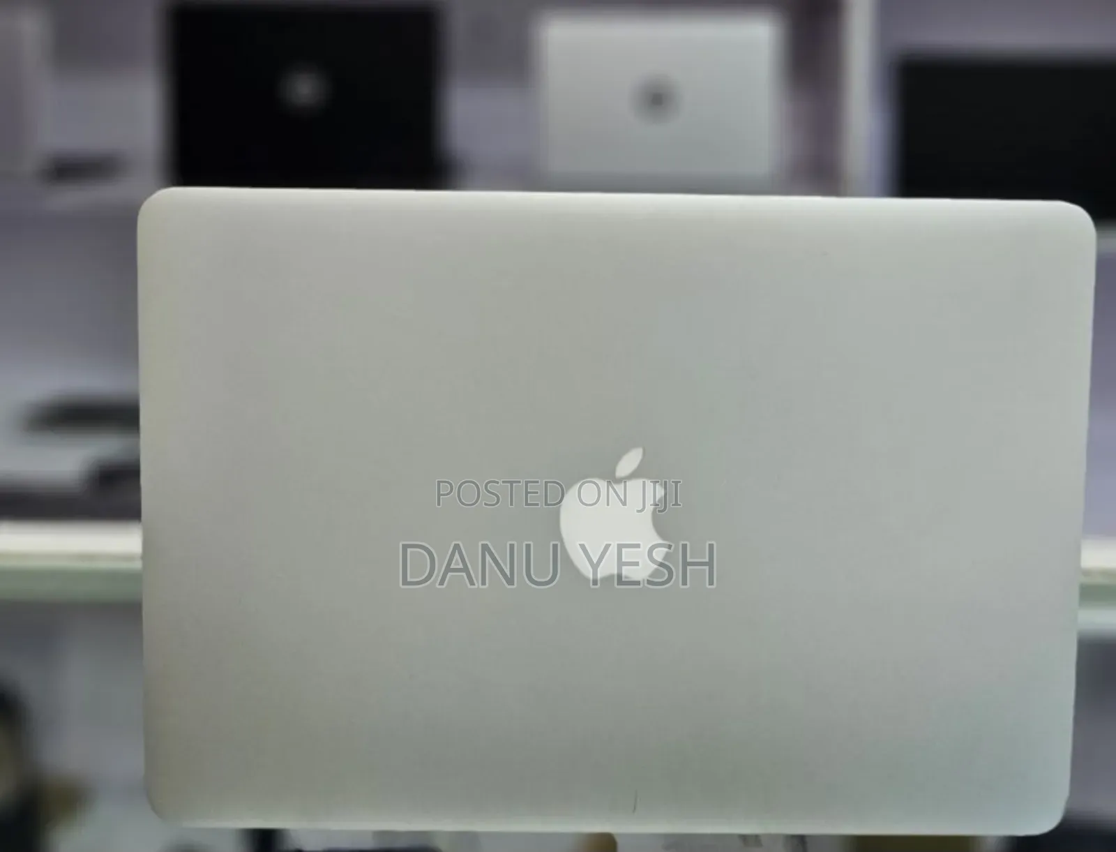 New Laptop Apple MacBook Air 2017 8GB Intel Core I5 SSD 256GB