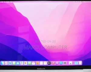 New Laptop Apple MacBook Pro 2019 16GB Intel Core I7 SSD 512GB