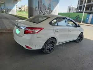 Toyota Yaris 2015 Ivory