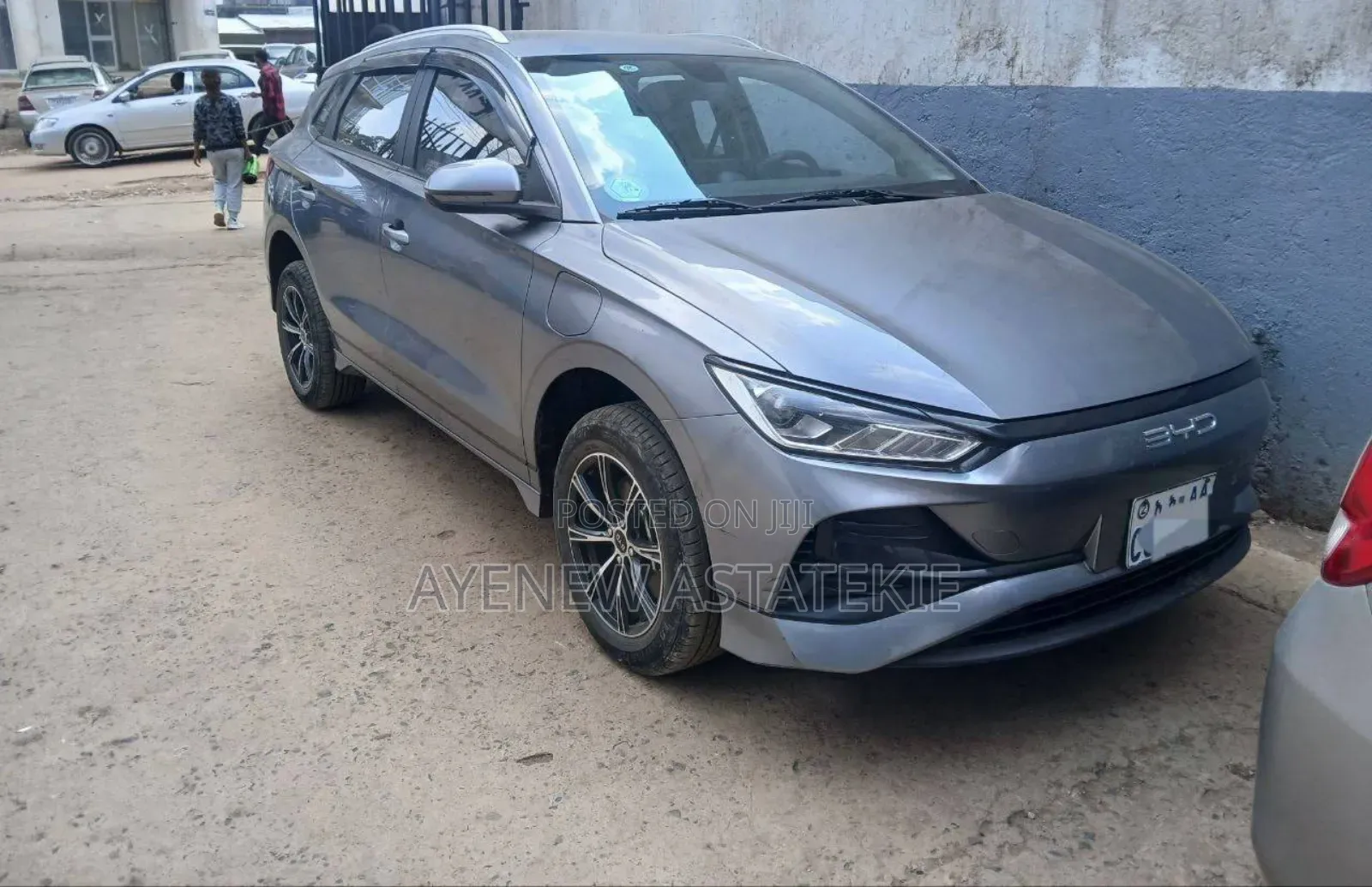 BYD E2 43 kWh 94 hp FWD 2025 Gray