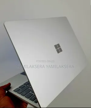 New Laptop Microsoft Surface 16GB Intel Core I5 SSD 256GB