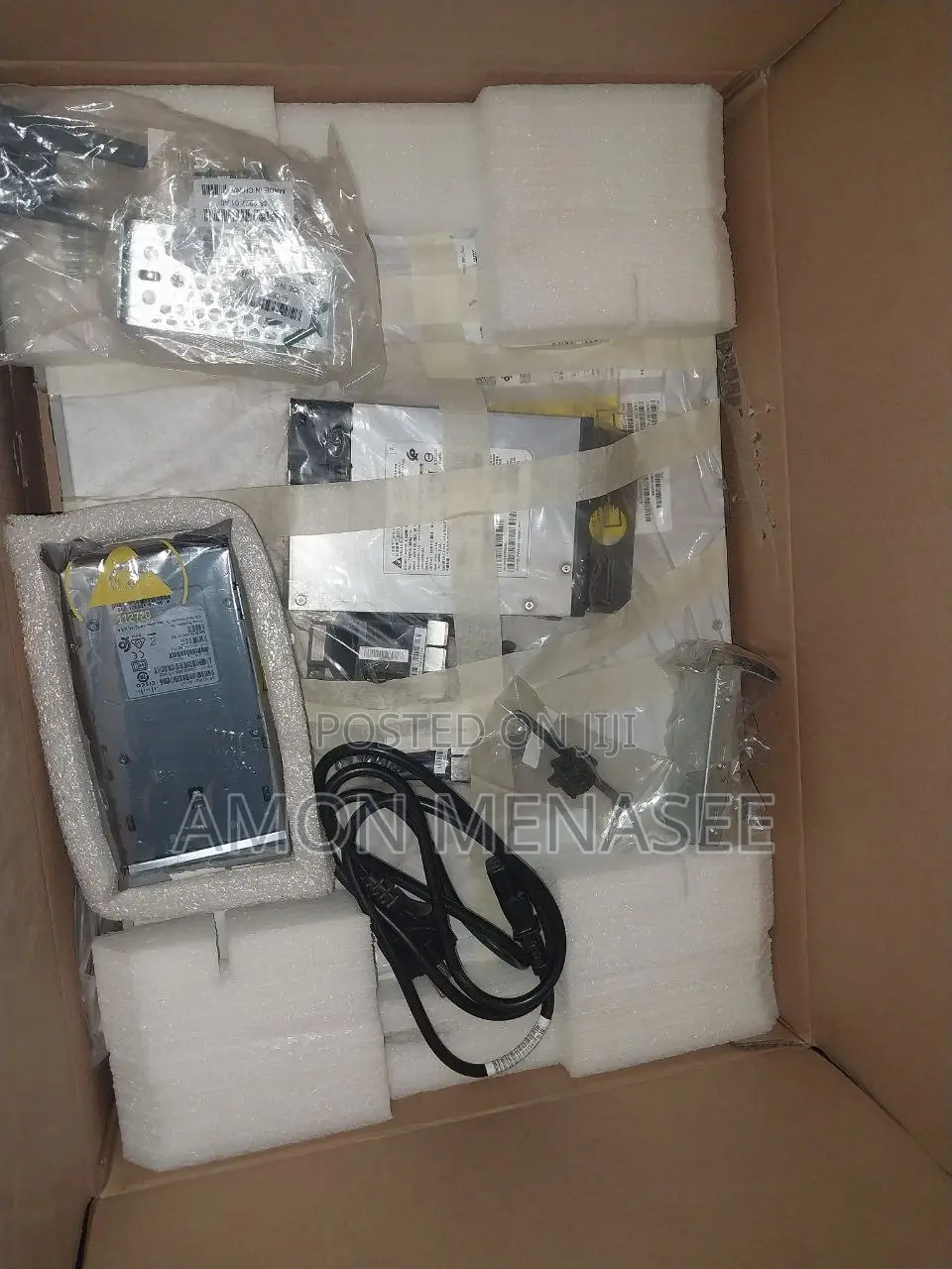 Cisco Catalyst 9300 (24-Port Poe+)