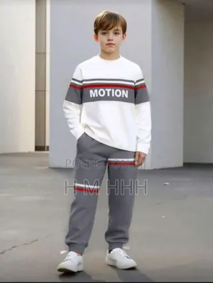 H M የህፃናት አልባሳት በብዛት ለሱቅ እናከፋፍላለን