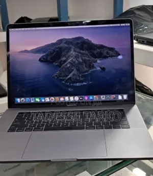 New Laptop Apple MacBook Pro 2019 32GB Intel Core I9 SSD 512GB
