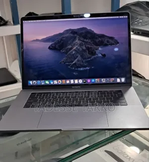 New Laptop Apple MacBook Pro 2019 32GB Intel Core I9 SSD 512GB