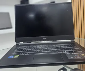 New Laptop MSI Stealth 16 AI Studio 16GB Intel Core I7 SSD 1T