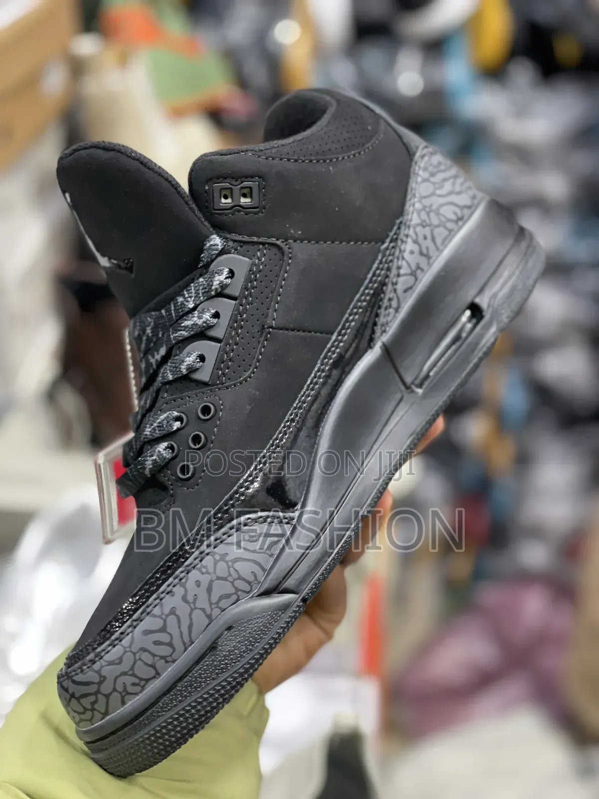 Original Jordan 3 "Retro Off-Noir" (Size 40-43) With Free Delivery