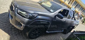 Toyota Hilux 2022