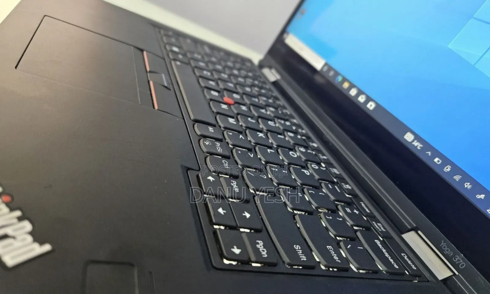 New Laptop Lenovo Yoga 330 16GB Intel Core I7 SSD 512GB