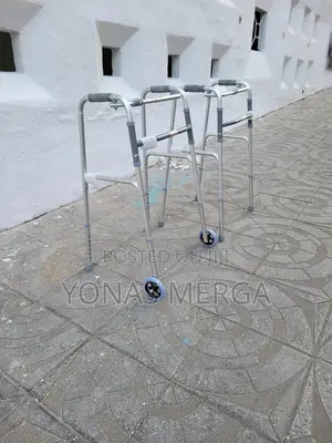 Walker曲部walker//It Is Constructed From Sturdy 1-Inch Round Aluminum