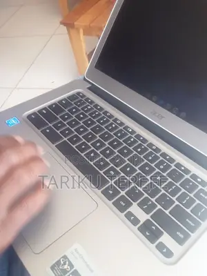 New Laptop Asus Chromebook C200 8GB Intel Core I5 SSD 16 GB