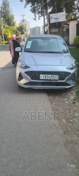 Hyundai I10 2022 Silver