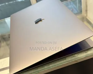 New Laptop Apple MacBook Pro 2016 16GB Intel Core I7 SSD 256GB