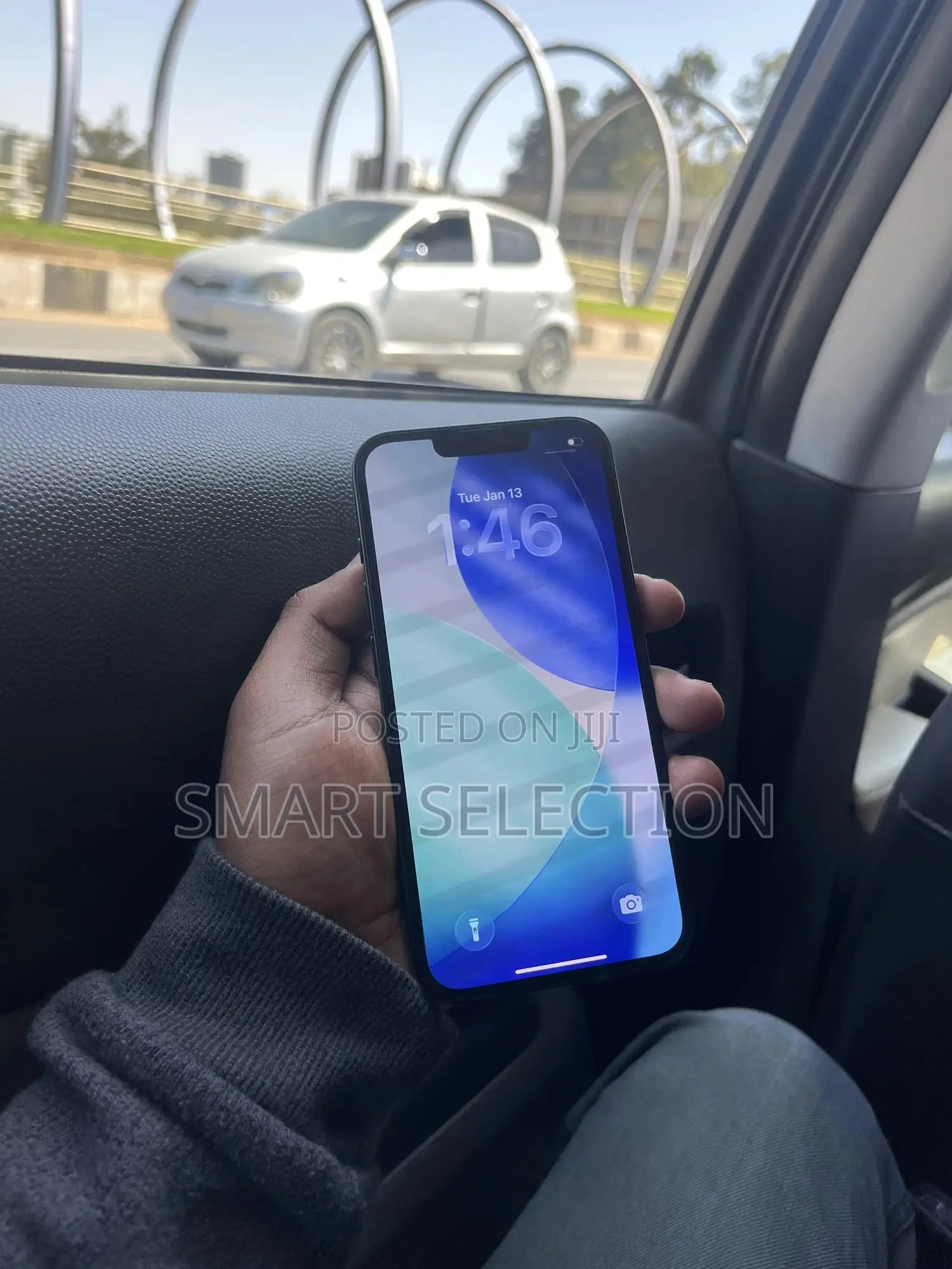 New Apple iPhone 16e 128 GB Black