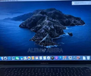 New Laptop Apple MacBook Pro 2019 32GB Intel Core I9 SSD 512GB