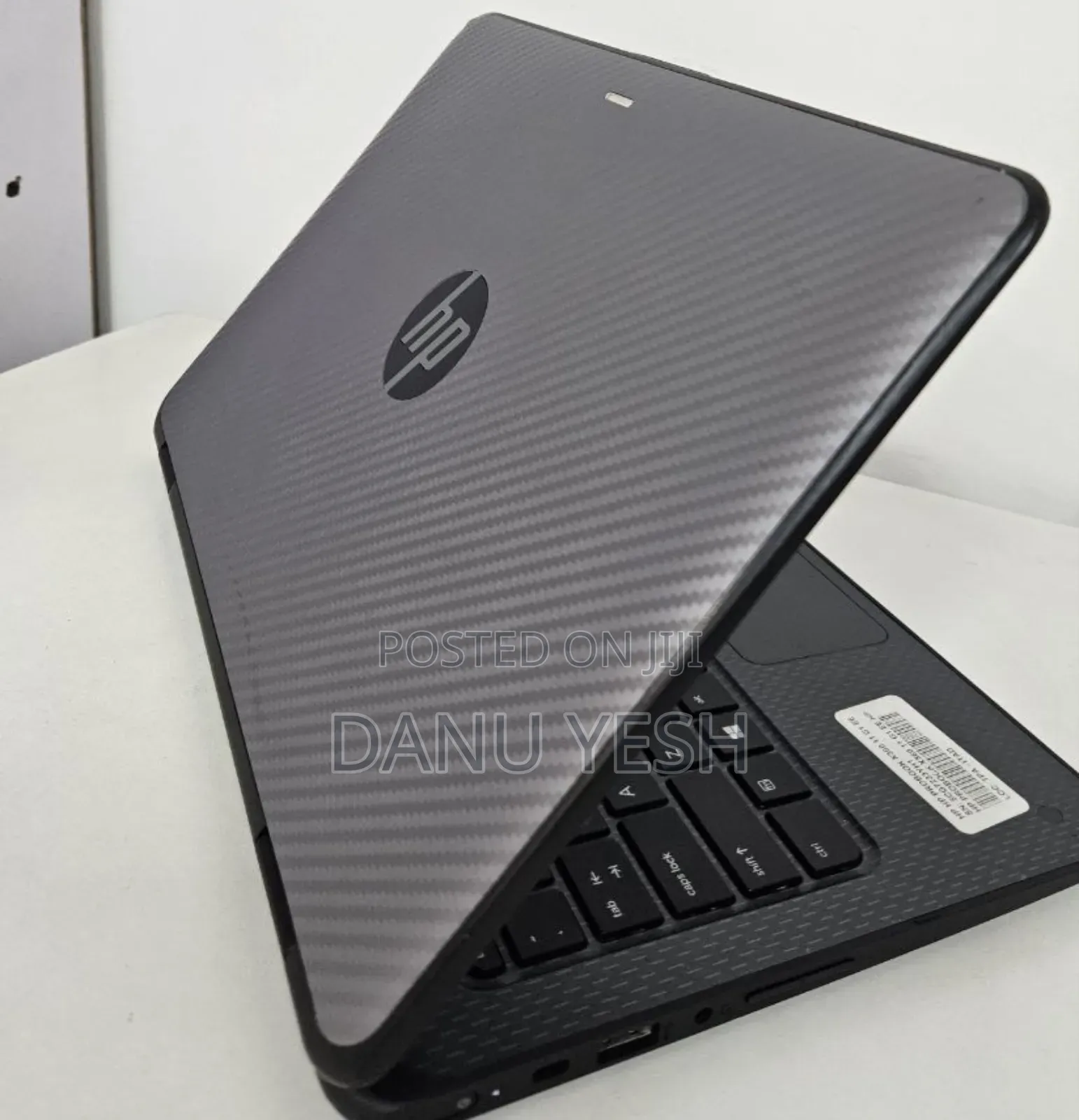 New Laptop HP ProBook 11 X360 4GB Intel Core 7 SSD 256GB