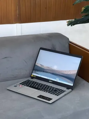 New Laptop Acer Aspire 3 4GB AMD Ryzen 3 SSD 128GB