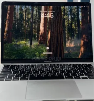 New Laptop Apple MacBook Air 2020 M1 8GB Apple M1 SSD 256GB