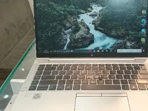 New Laptop HP EliteBook 840 G10 16GB Intel Core i7 SSD 512GB