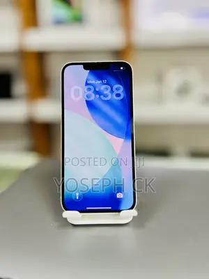 New Apple iPhone 13 128 GB White